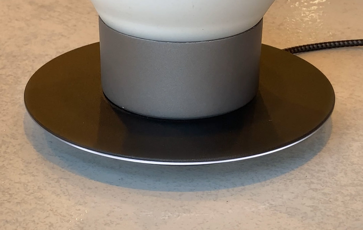 象印 × ベルデザイン 共同開発|ワイヤレス充電器 最大50W Qi対応機器には最大15W POWER SPOT HOME パワースポットホームパワースポット BD-HMNB-BN